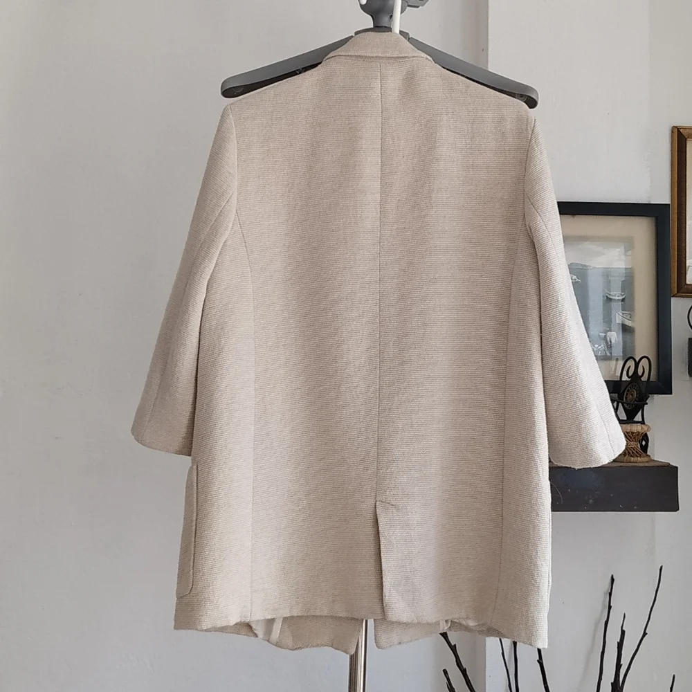 Zara Cream Colored Blazer - Picture 4 of 12